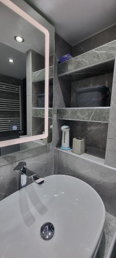 Mimarxos Luxury Apartments Chalkís 외부 사진